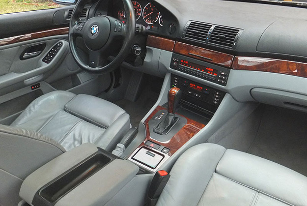 BMW 530i interior